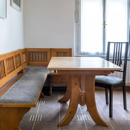 Josephine - Authentic Hospitality Near Apartamento *